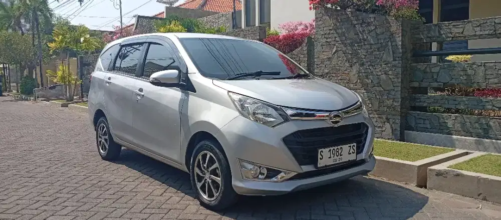 Daihatsu sigra R matic 2019