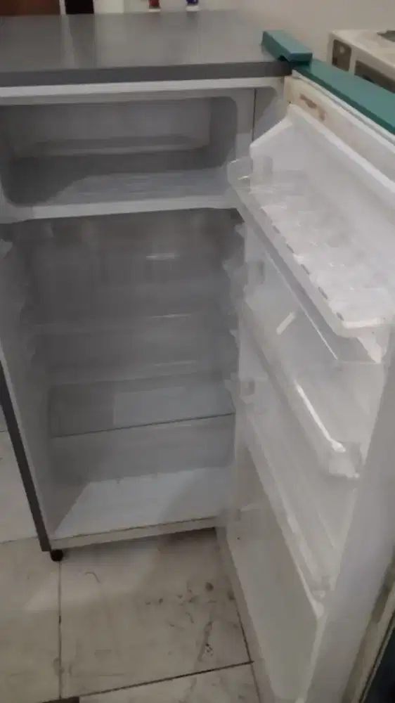 Kulkas Polytron 1 Pintu Kecil