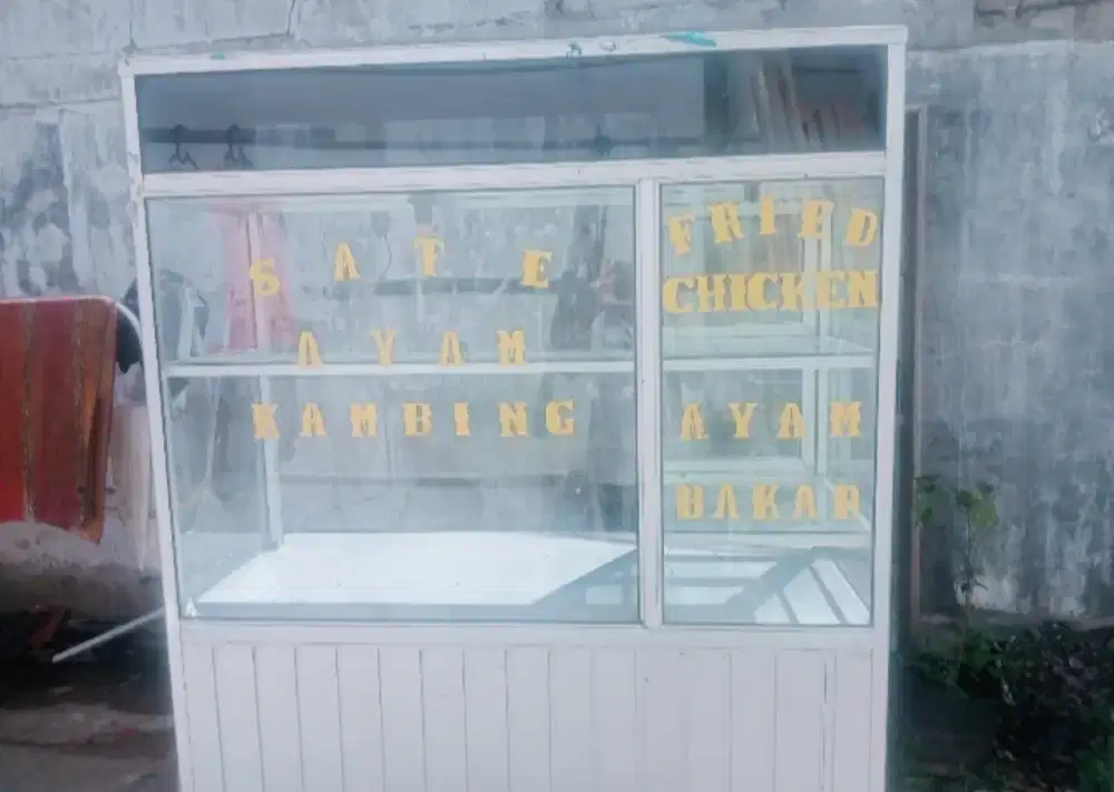 Etalase Makanan