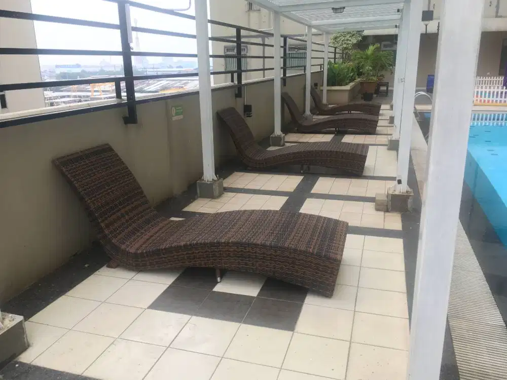 2026BP (RS03) KURSI KOLAM / LOUNGER ROTAN SINTETIS
