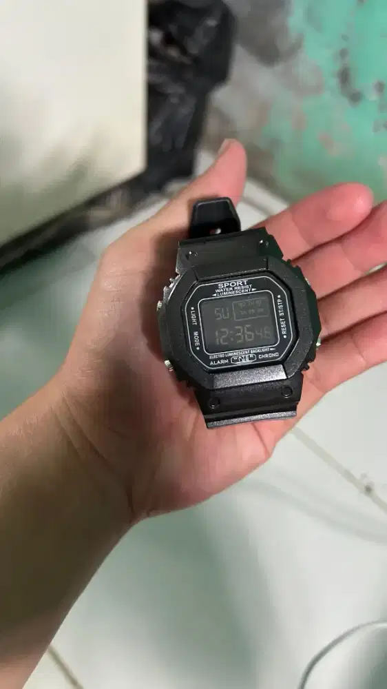 Jam hitam murah meriah