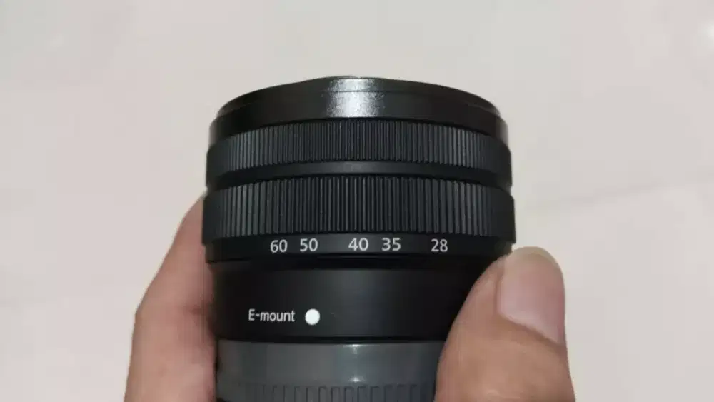 Lensa kit sony full frame 28-60