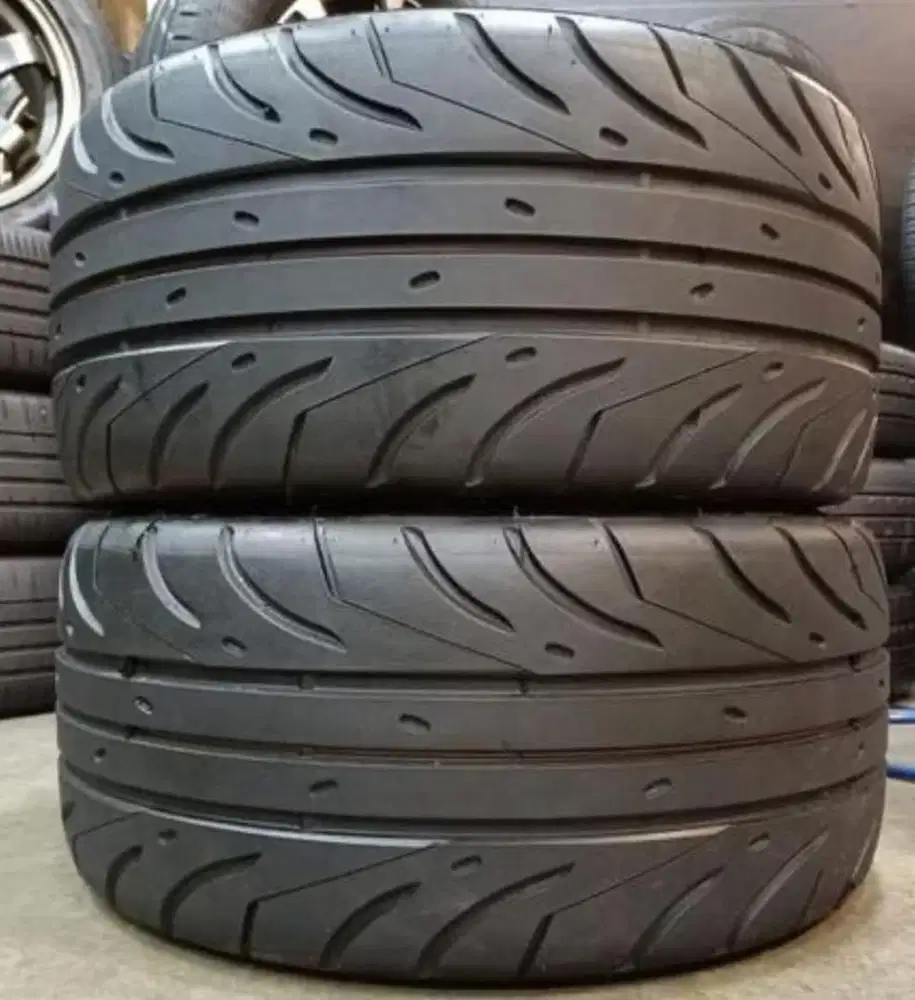 Ban Acellera 651 R19 265/30