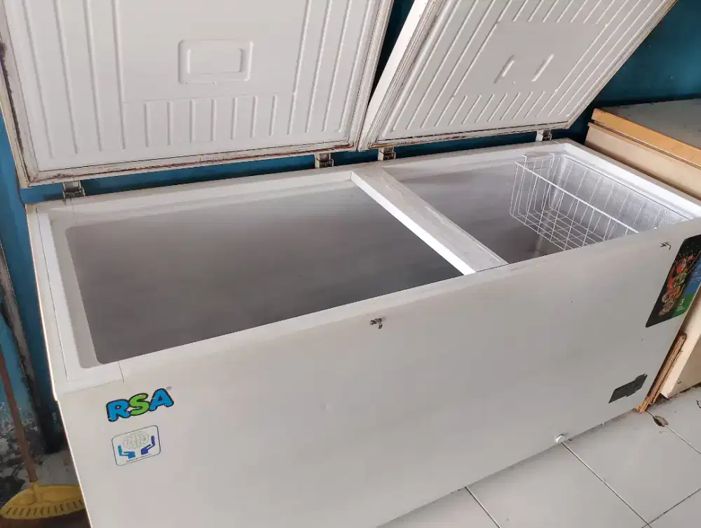 Freezer Box RSA 600 Liter Super Dingin Dan Beku Tinggal Pake Saja