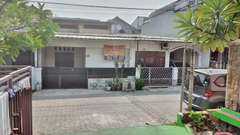 Rumah Gandeng 2 Unit Lokasi Terbaik di Perumnas 1