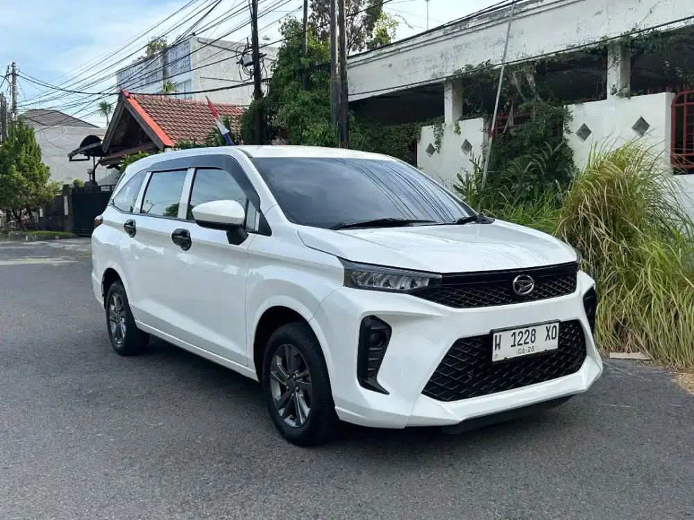Daihatsu XENIA X 1.3 MT 2023