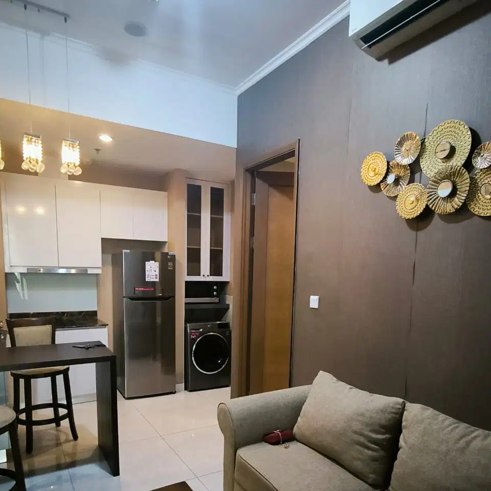 Jarang Ada. Disewakan Apartemen Taman Anggrek Residence 1+1 BR
