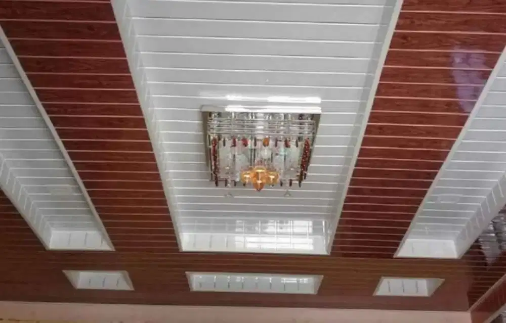Plafon PVC terpasang murah
