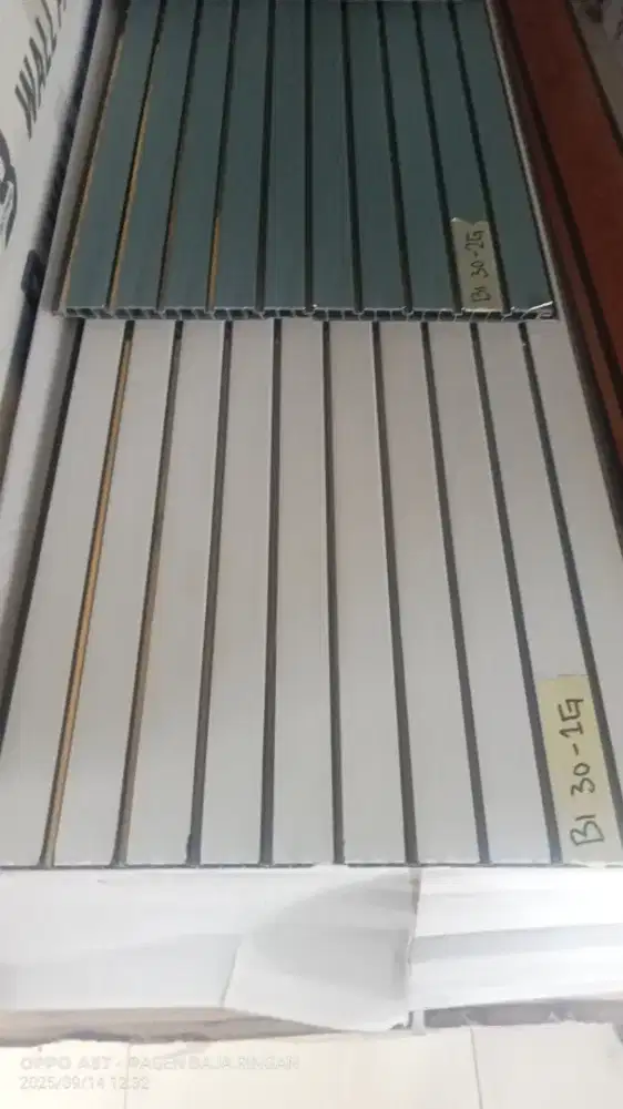 Wall panel motif terbaru