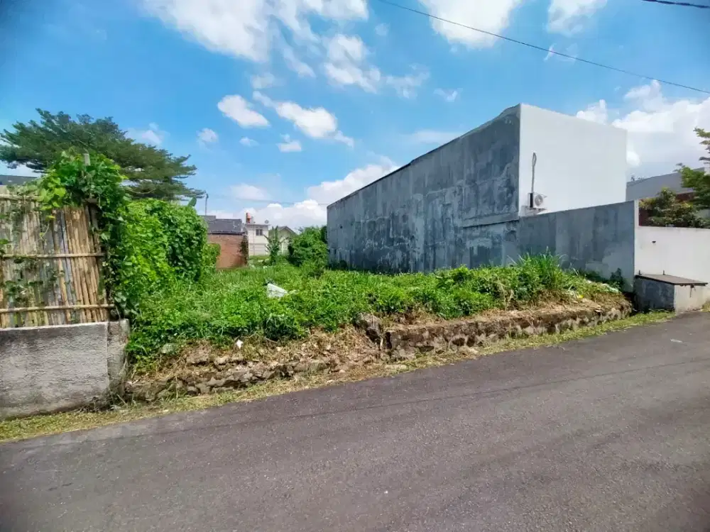 Tanah Siap Bangun Jalan 2 Mobil di Cisaranten Kulon Arcamanik