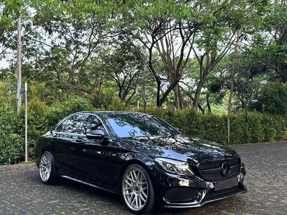 Full Option Low ODO! Mercedes Benz C250 AMG 2015
