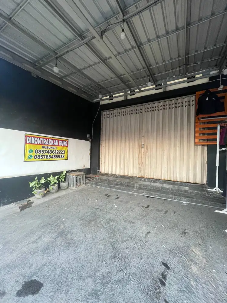 Sewa Ruko 2 Lantai Lokasi Strategis Untuk Jualan