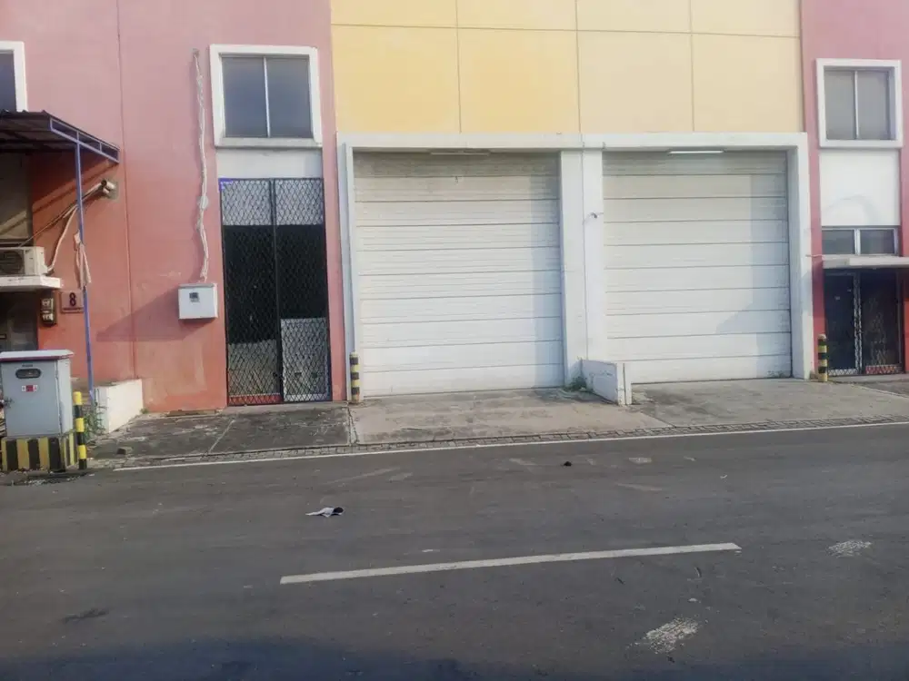 Gudang Sudah Renovasi Biz Park Grand Sedayu