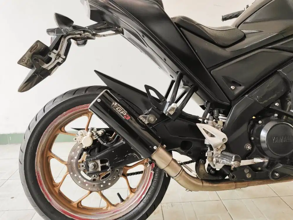 YAMAHA XABRE 2016 | HITAM