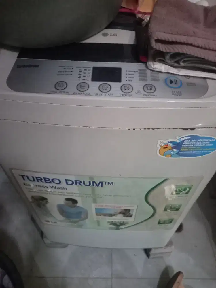 Mesin Cuci Bekas LG 8kg / LG Turbo Drum