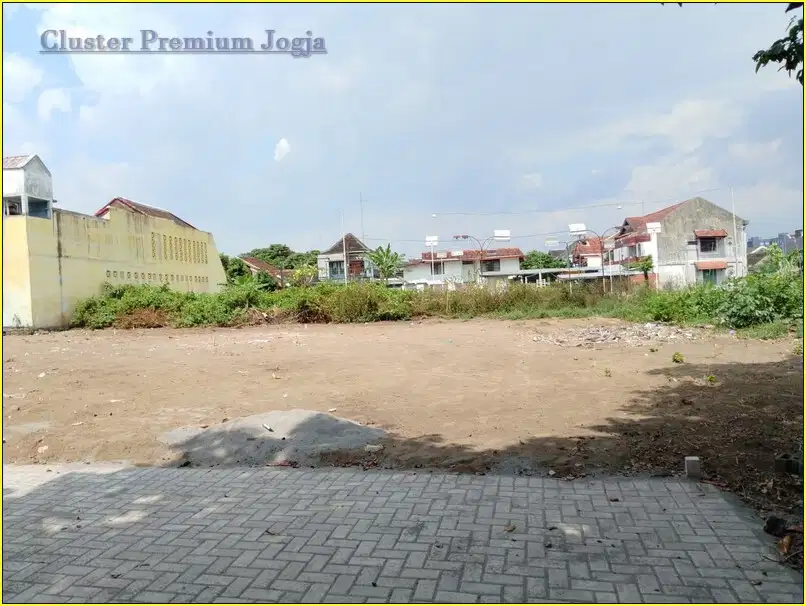 Pogung ,5 menit UGM tanah siap bangun kost eksklusif akses papasan