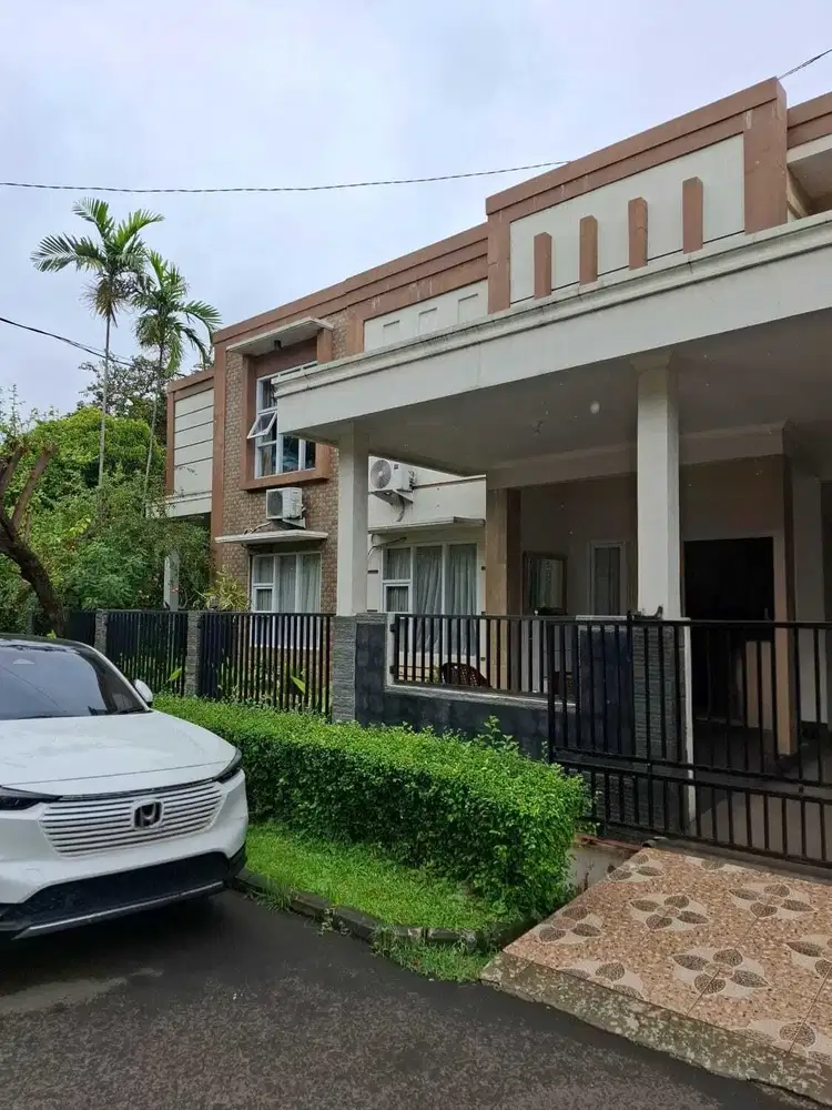 Dijual Rumah Hoek di Bintaro Jaya Sektor 9