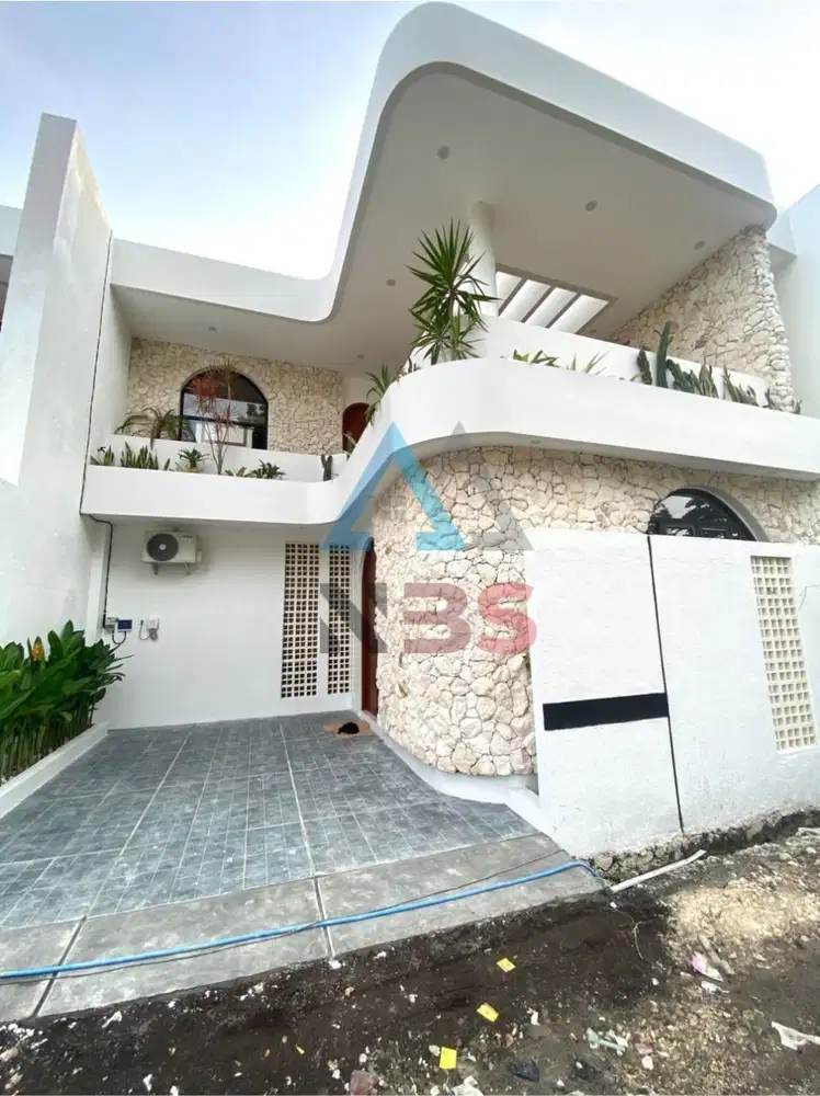 DIJUAL VILA / FREEHOLD LOKASI VILA DI UMALAS KUWUM