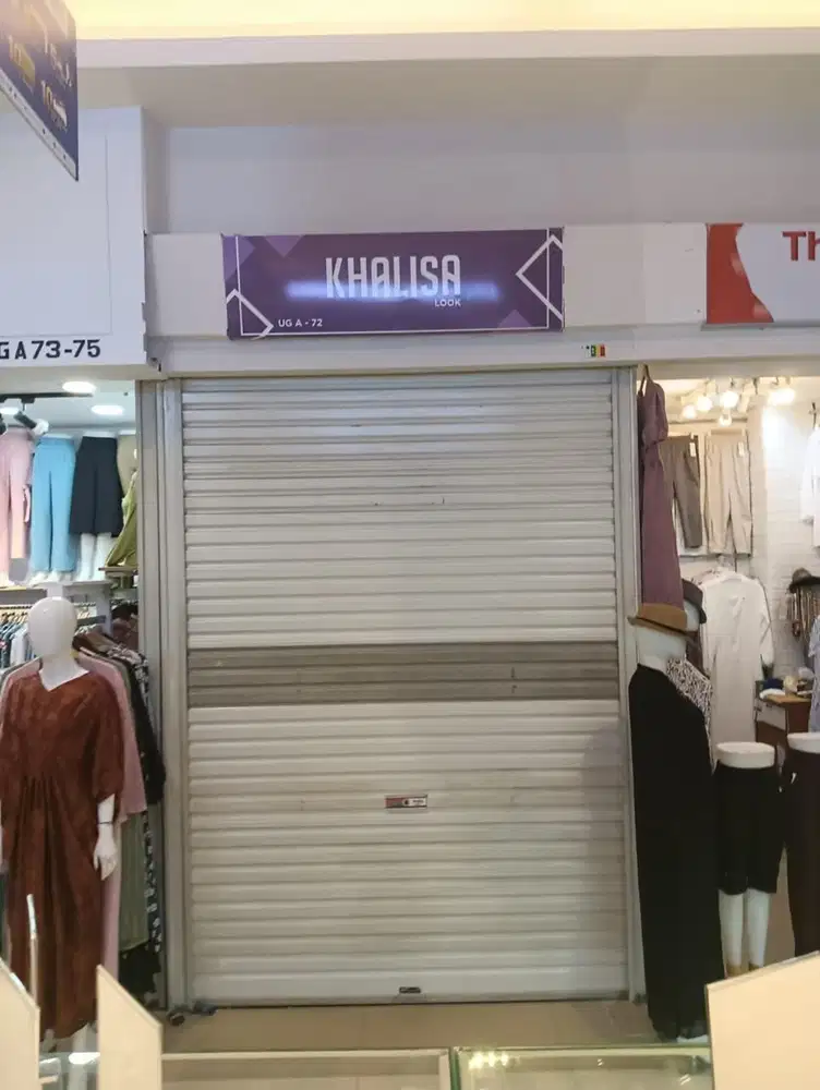 Sewa toko kios baju lantai UG eskalator tangcity mall kota tangerang