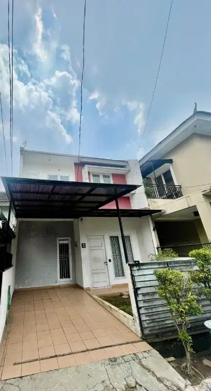 rumah 2 lantai di nusaloka bsd city, harga nego