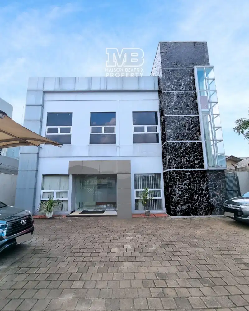 DIJUAL GEDUNG KANTOR 3 LT FULLY FURNISHED TANJUNG BARAT
