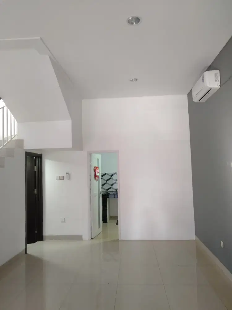 Ruko Savoy Full Renovasi di River Garden JGC Cakung Jak-Tim