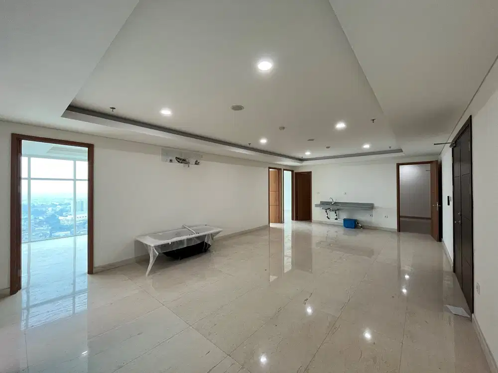 Penthouse di The Reiz Condo