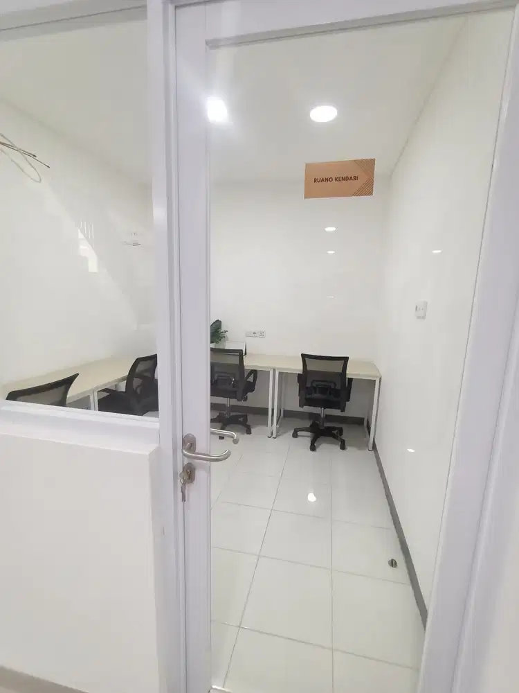Sewa Kantor Private Office 4Pax hanya 3,5jt/Bln di Petojo dekat Monas