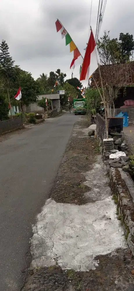 Dijual tanah SHMP diPakem sleman bonus kandang, ada sungai kecil