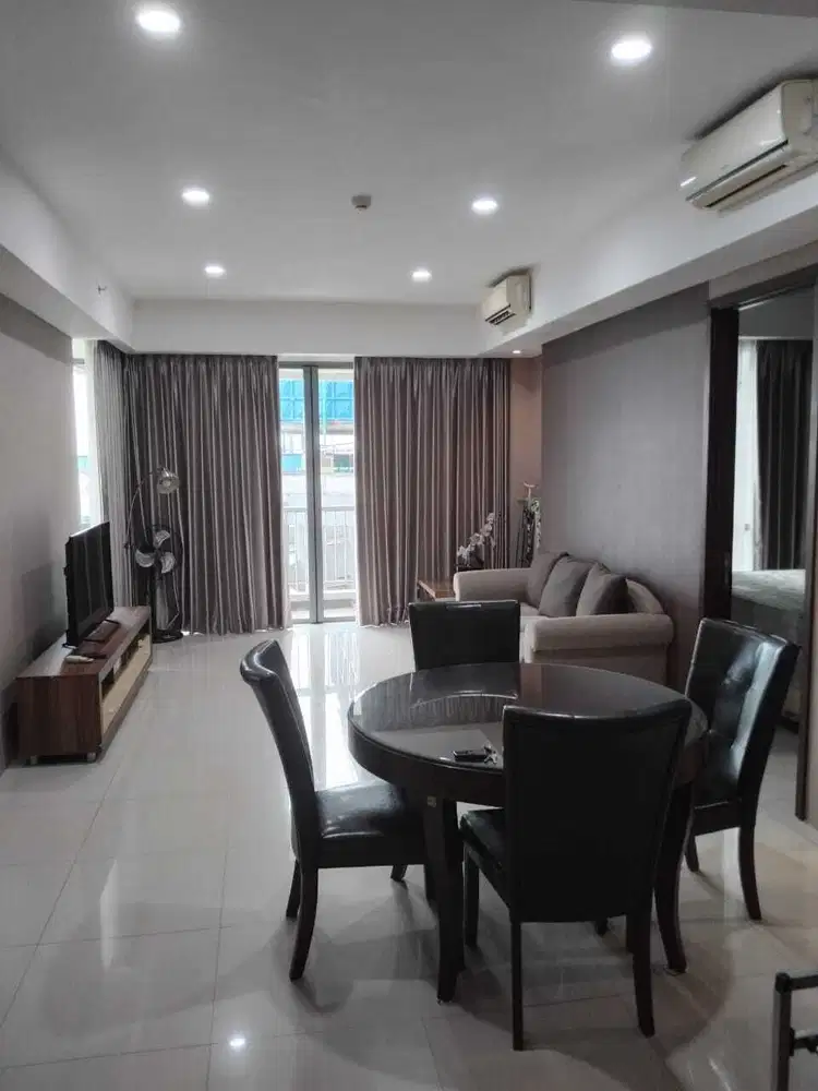 Disewakan Apartemen St. Moritz Royal Suite Tower 2BR Bagus