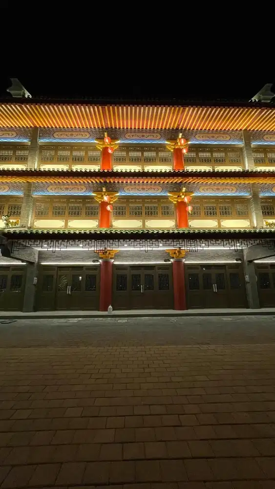 Disewakan 3 RUKO GANDENG SHANGHAI MEGA KUNINGAN PIK 2 TANPA SEKAT