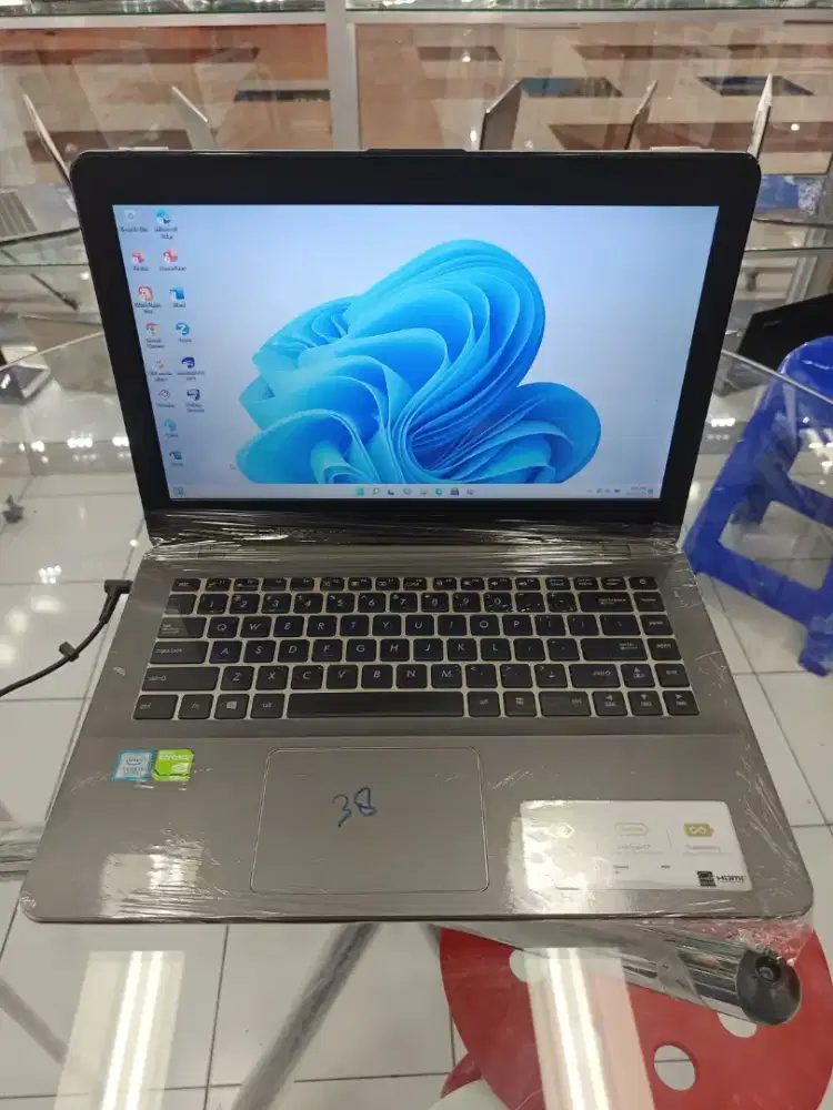 Laptop Asus VivoBook X442urr 14