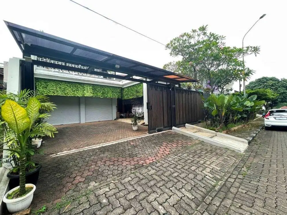 Home Sweet Home 1 LT di Jl Pluto Raya Villa Cinere Mas