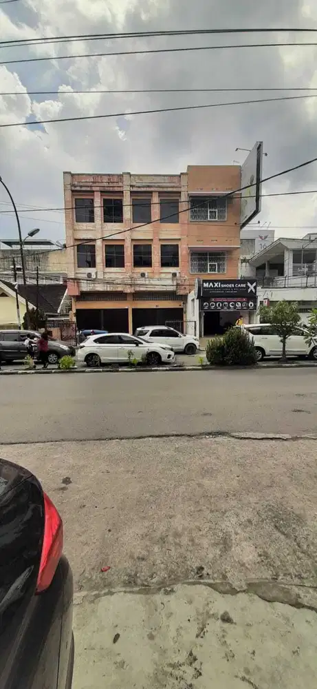 Ruko Jalan Sumatra ( Dekat Thamrin )