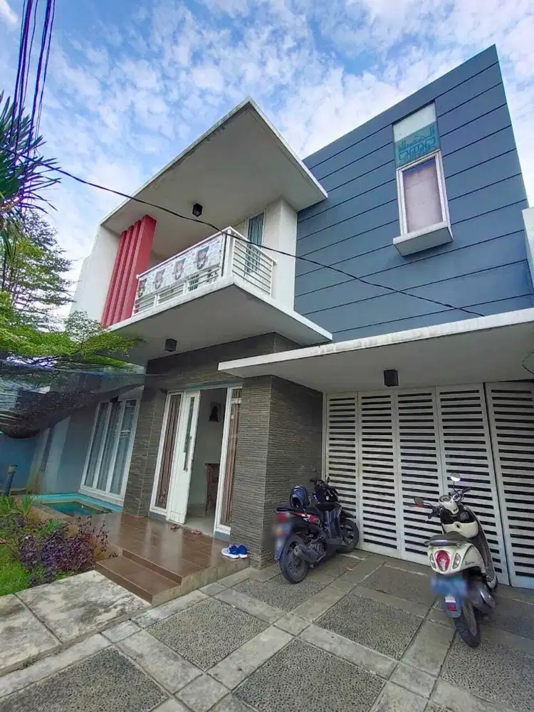 Dijual rumah 2 lantai nyaman di Jagakarsa, Jakarta Selatan