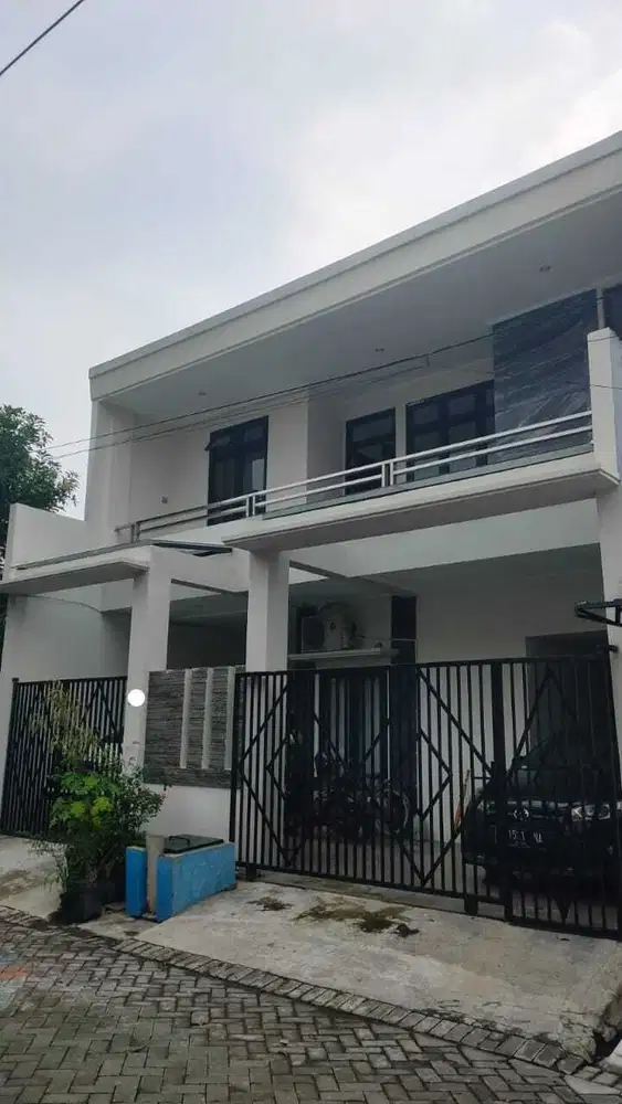 ‼️BARU RENOVASI‼️RUMAH WISMA KEDUNG ASEM RUNGKUT BARUK MERR SIAP HUNI