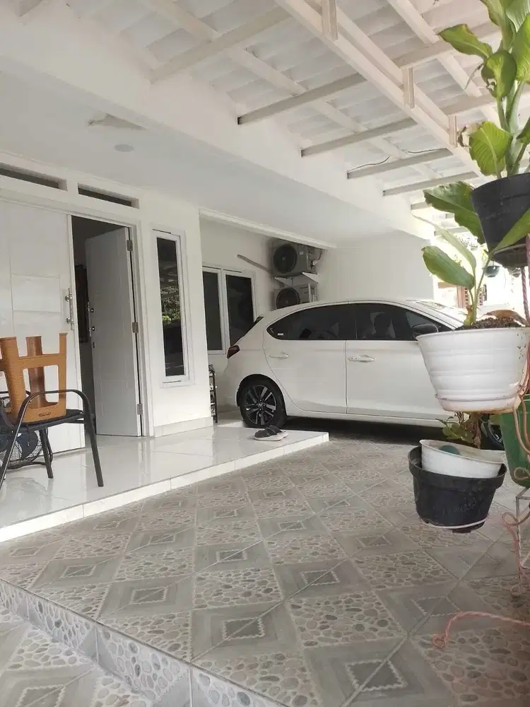 Rumah cantik siap huni SHM simple dekat mesjid Bintaro sek 4 CL 016
