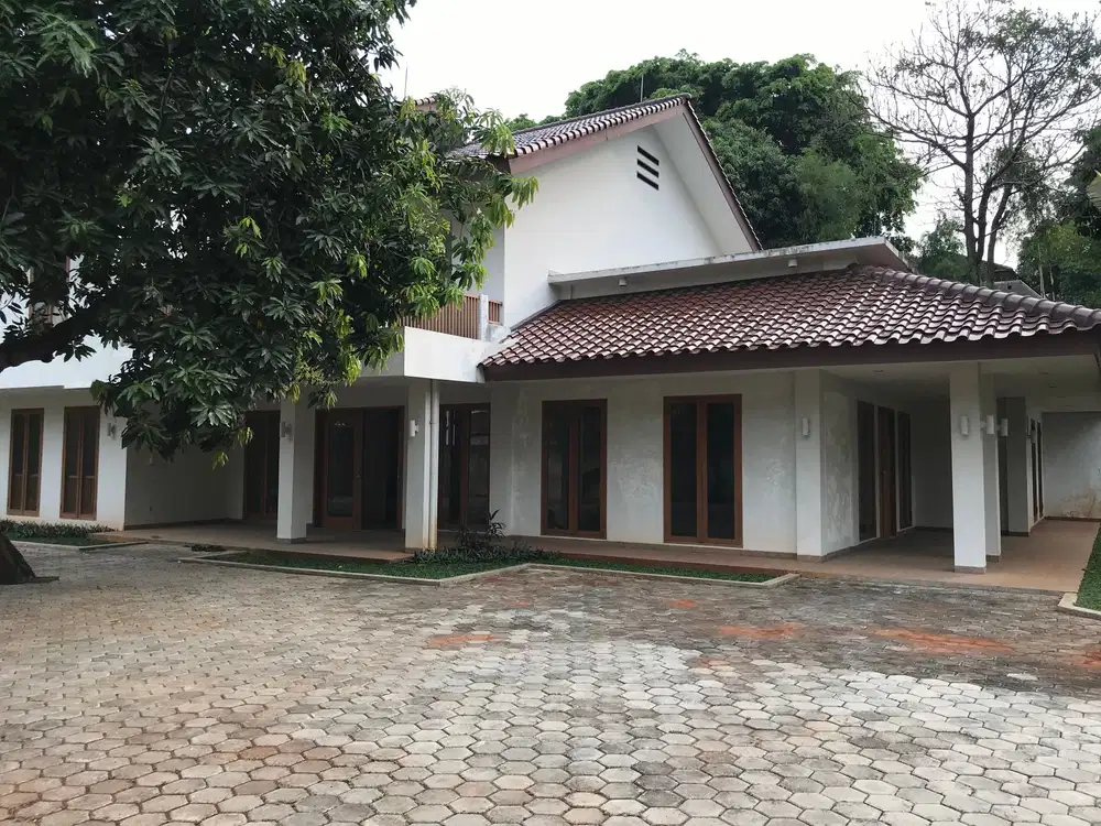 Dijual cepat BU rumah luas siap huni strategis di kemang jakarta selatan