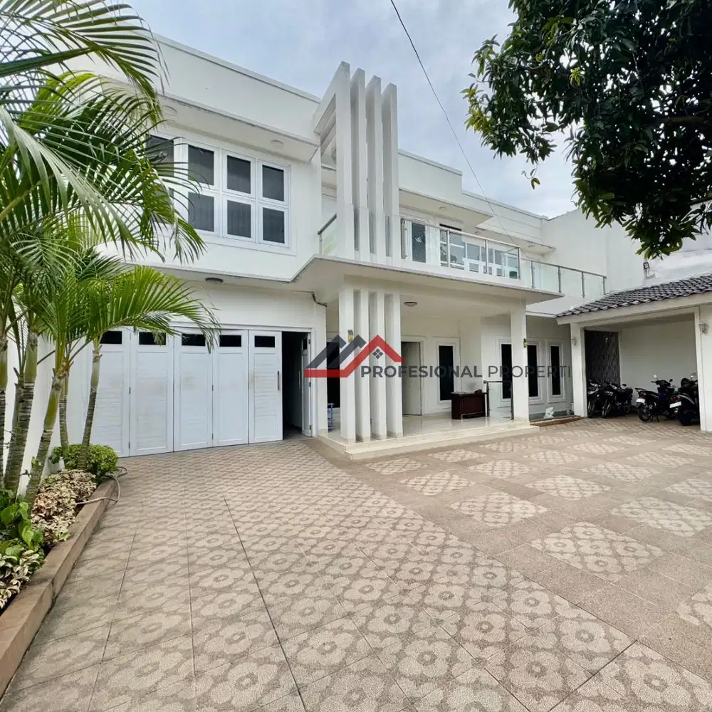 Rumah Kantor Strategis Dekat Jalan Raya Simatupang