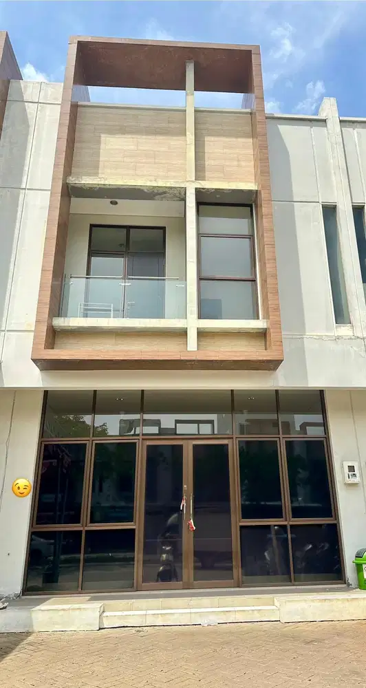 Disewakan Ruko Savoy Sudah Renov at Jakarta Garden City