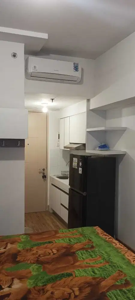 DISEWAKAN STUDIO APARTEMEN TOKYO RIVERSIDE PIK2 FURNISHED VINYL