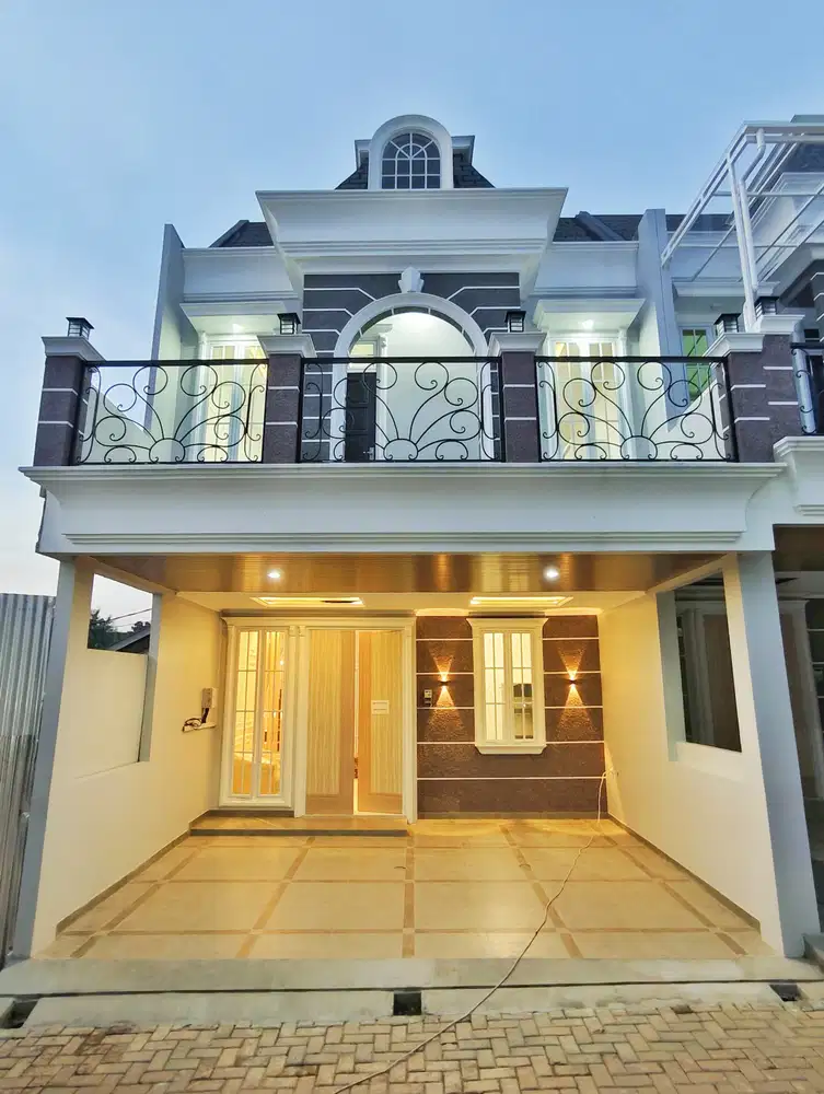 Brand New Townhouse Premium With Balcony  Jagakarsa Jakarta Selatan