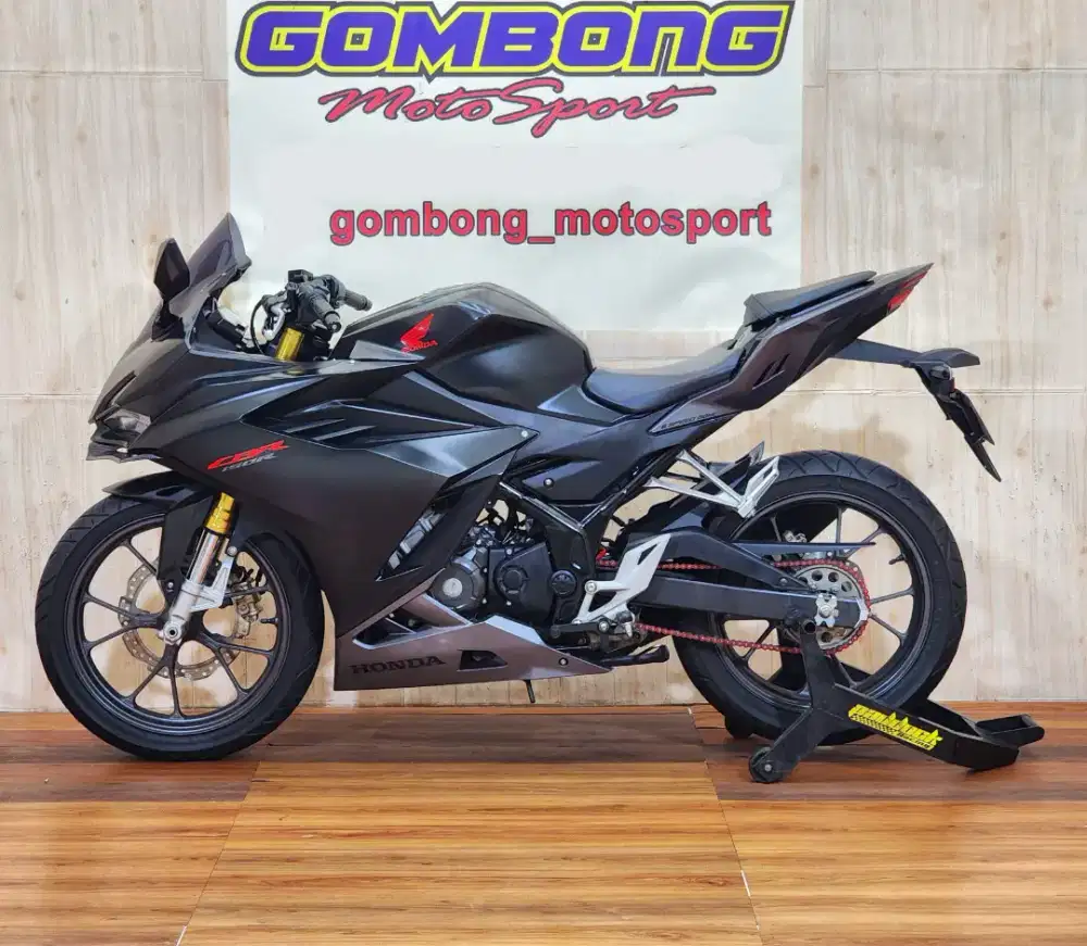 HONDA CBR 150R 2022