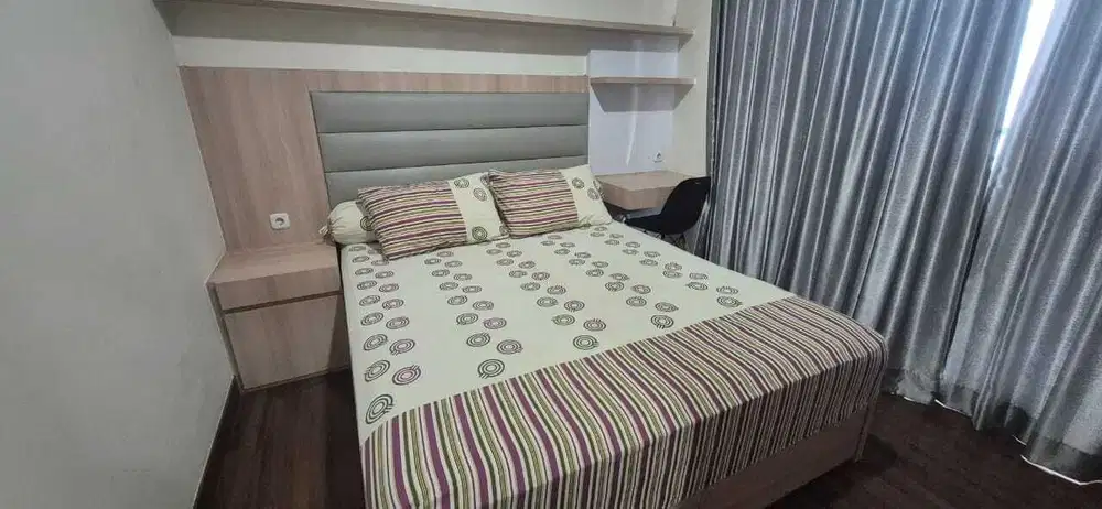 disewakan 1BR furnished Apt. Puri Orchard lt tengah view pool