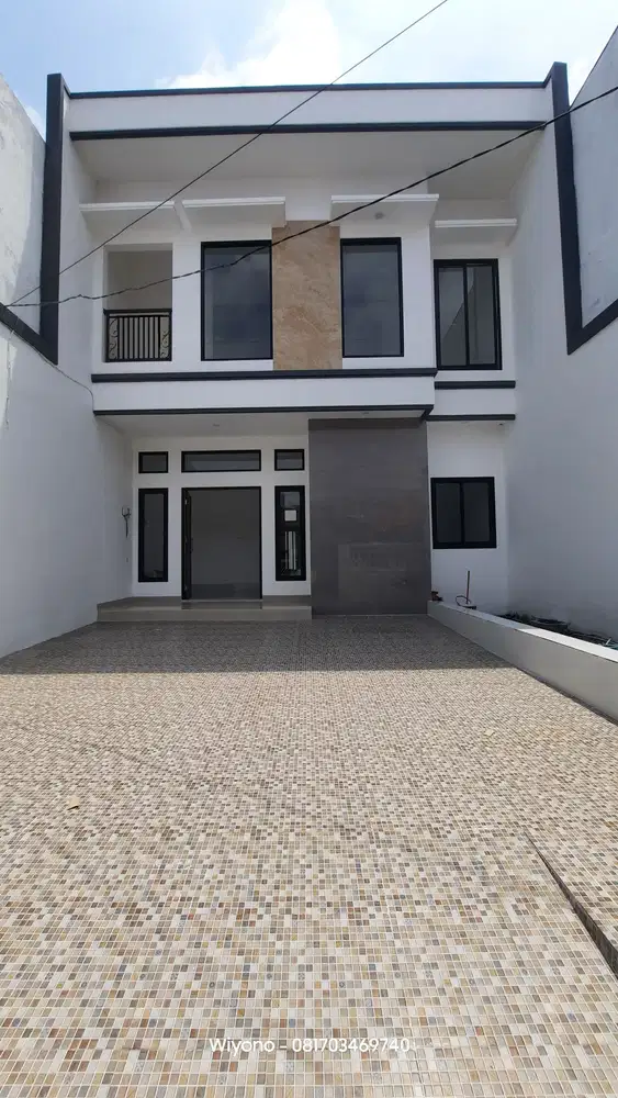 Rumah Lebak Arum Baru Gres Siap Huni