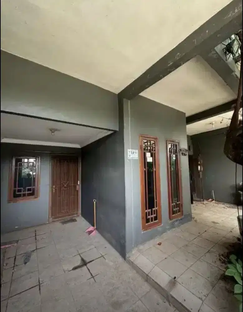 Dijual rumah 2 lantai cikunir Bekasi