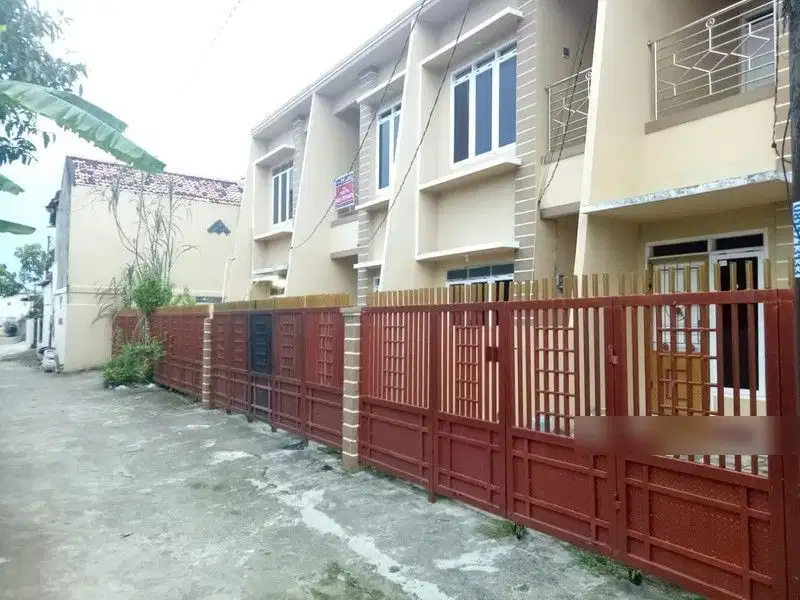Townhouse Murah Lokasi Demang Raya