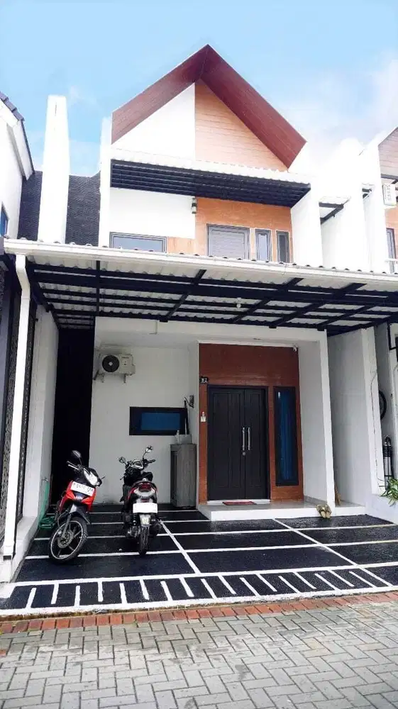 Y355 Rumah Bagus Siap Huni di Cluster Jatiwaringin Pondok Gede Bekasi