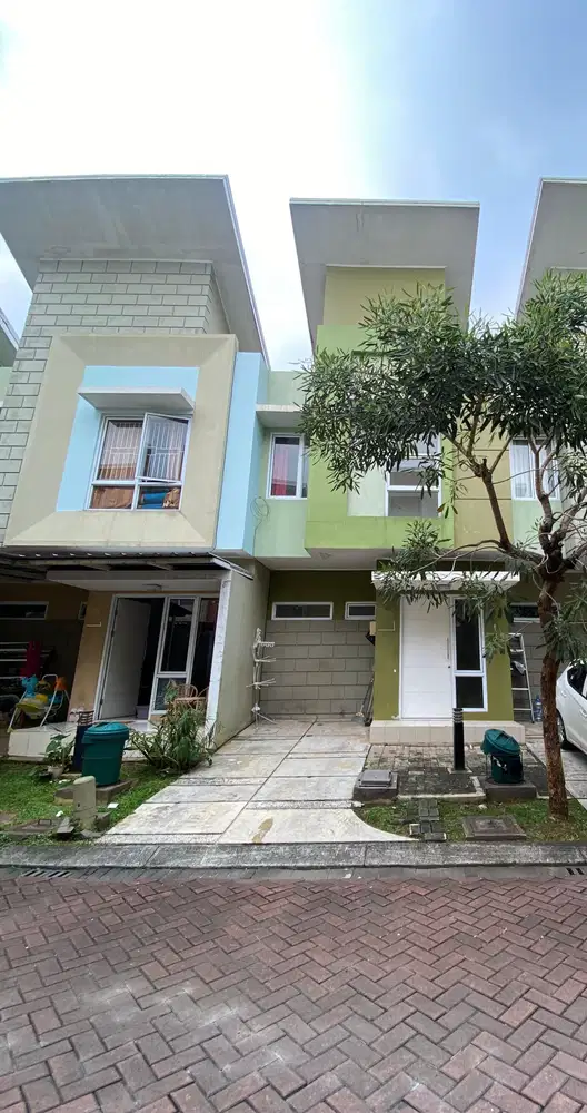 Disewa Rumah 2 Lt Siap Huni di Arcadia Village Gading Serpong