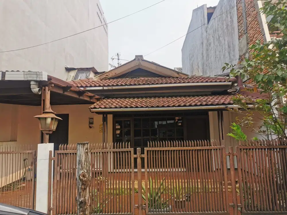 Dijual Cepat Rumah Puri Indah Kembangan Selatan - Jakarta
